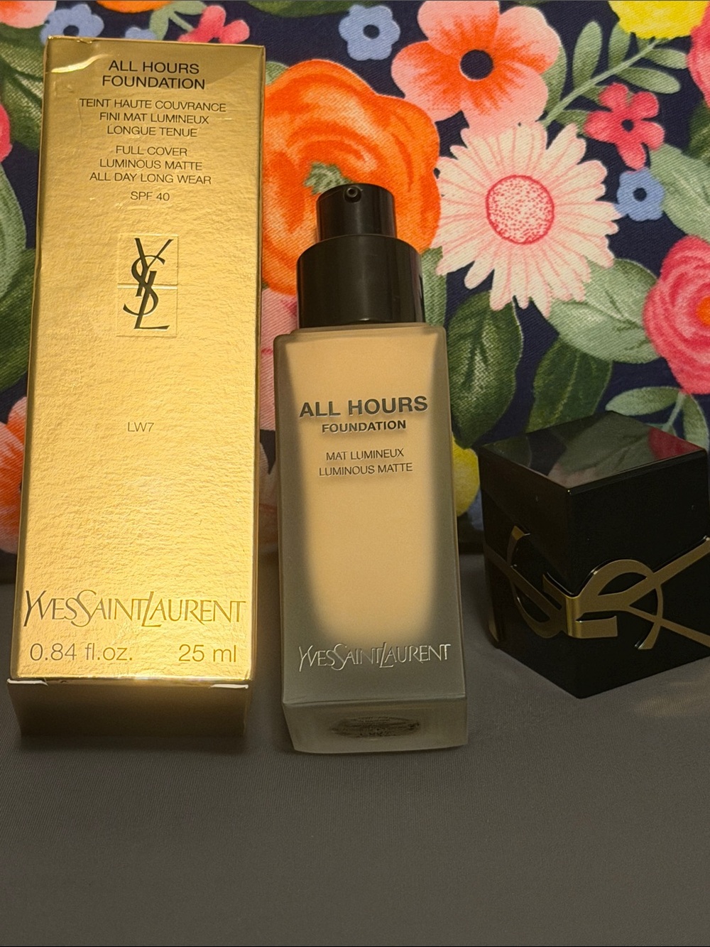 Yves Saint Laurent All Hours Foundation - Warm Beige (1W7) Bottle & Gold Box - Picture 2 of 3